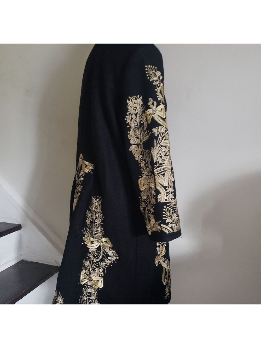Embroidery Wool Coat - Picture 4 of 16